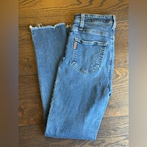 PAIGE Women's Straight Leg Blue Jeans